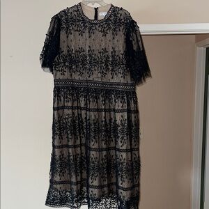 Ivy City Co Black Lace Midi Dress